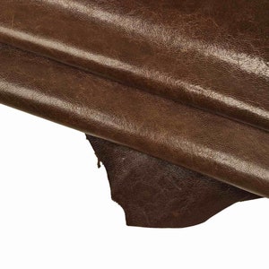 PELLE VINTAGE super lucida - capra effetto stropicciato sportiva - pellame di color blu rosso e marrone B13799-VT La Garzarara