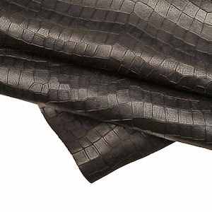 Pelle COCCODRILLO nera, pellame stampa cocco morbido, pellame nero semi-lucido stampatao rettile B16144-TB La Garzarara