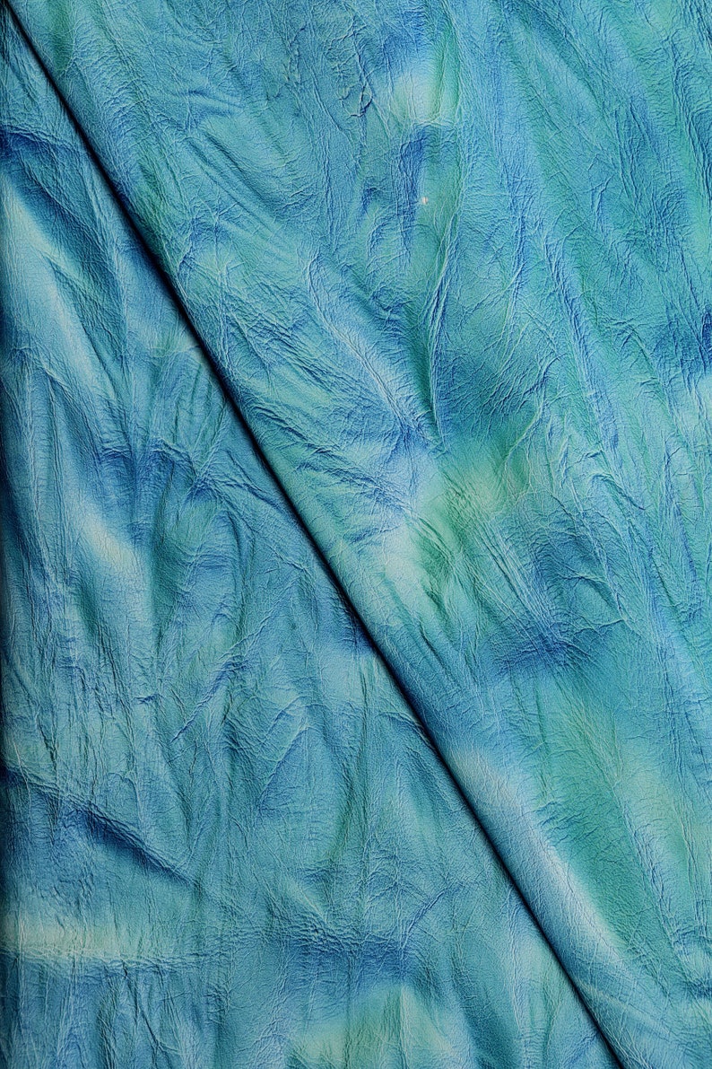 size 19x21/'/' thickness 0.6 mm Italian leather very soft A6951-VT La Garzarara wrinkled looking bicolor shaded kid hide sporty style