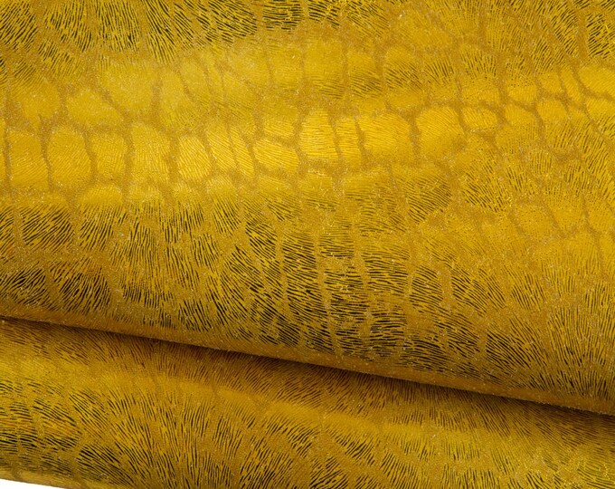 Gold LEOPARD printed leather skin, golden METALLIC goatskin - animal texture on soft bright skin for hobbyists B19269-MT(st) La Garzarara