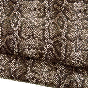 Graues Pythonleder mit Schattierungseffekt, weiches, glänzendes Reptilienleder, braunes Kalbsveloursleder, Schlangenprint 1,1–1,2 mm B18905-ST