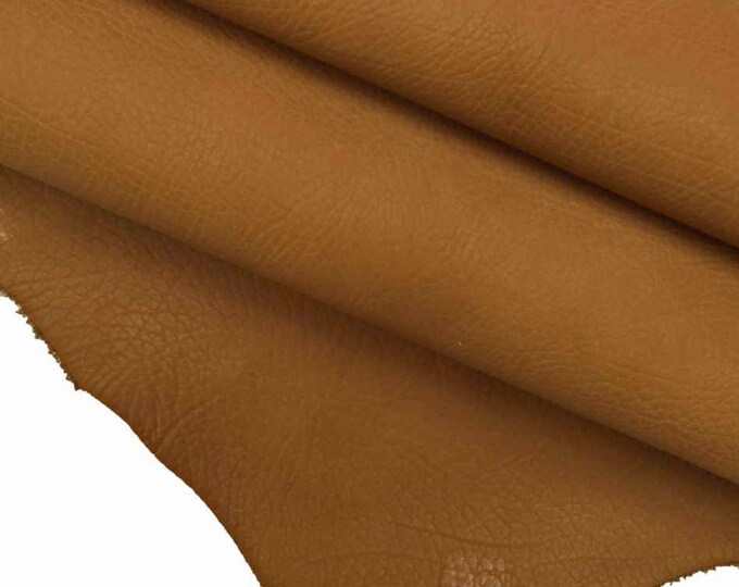Pebble grain chestnut leather skins, matte grainy textured goatskin, rubber Leather hides  B12535-VT La Garzarara