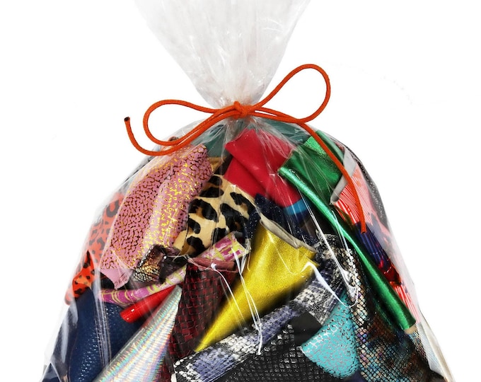 100 Leather scraps, 2x4"/5x10 cm minimum measures, RANDOM selection, MIX of printed, metallic, solid colors, patent and vintage pieces