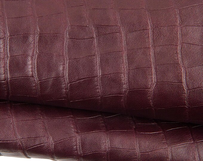 Premium embossed alligator leather hide, Dark red CROCODILE print, glossy  croc for crafting B18956-ST La Garzarara