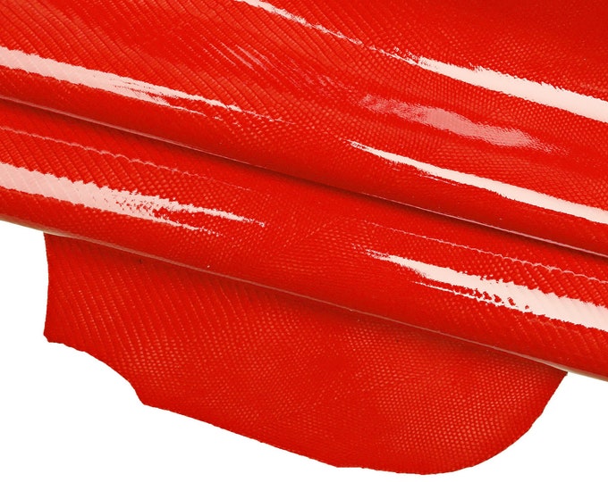 RED LIZARD leather skin, animal printed sheepskin, glossy textured lambskin hide for diy projects, medium softness B-17951-ST La Garzarara