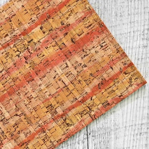 Fogli di SUGHERO naturale con stampa a righe gialle, arancioni e rosse - pelle vegana  15 x 12 /  25 x 20 / 30 x 30 cm   B943  La Garzarara