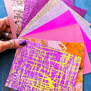 10 Ritagli di pellami unici selezionati, ROSA e FUXIA, stampe varie, laminate e non, pezzi mix di fantasie come da foto RT271