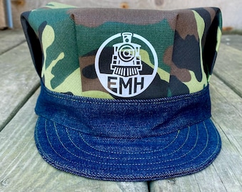Gorra de maquinista. Lona de camuflaje y mezclilla. Talla 7 1/2. Gorra artesanal.