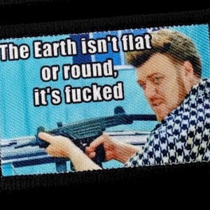 The Earth TPB, handgemaakte patch.  Beperkt tot 10