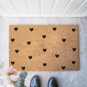 Kokos Fußmatte 'Herzchen Regen' | Indoor Matte Geschenk zum Einzug | Hochzeitsgeschenk | Türmatte