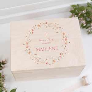Erinnerungskiste Taufe Blumenkranz rot, Geschenk Kommunion, Konfirmation , Taufgeschenk, Geschenk Baby, Geschenk zur Geburt