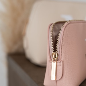 Personalisierte Kosmetiktasche Für sie Geschenk Schwester Mama Kosmetikbeutel Kulturbeutel Geburtstagsgeschenk Schminktasche Initial Name Rosa - klein