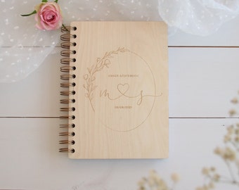 Personalisiertes Gästebuch Blütenkranz | Hochzeit | Holz | Geschenke für Hochzeitspaar | Hochzeitsgästebuch | personalisiert