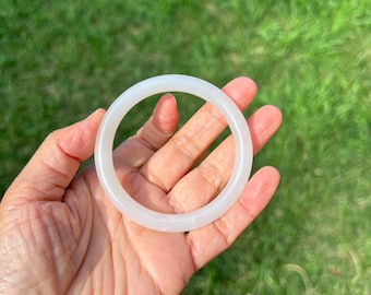 XL 62.2 mm ラベンダーグリーン 100%天然グレードA 翡翠バングル