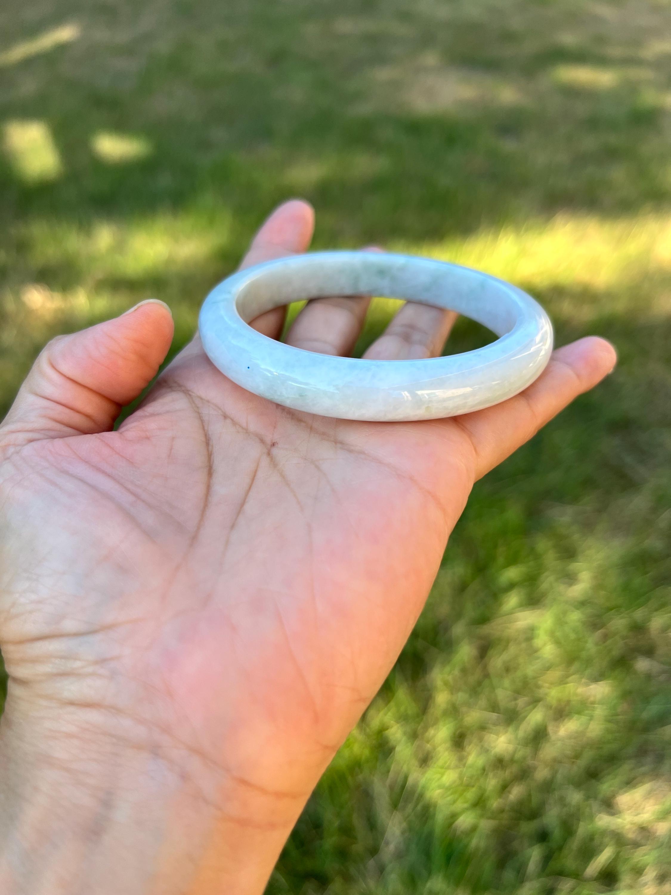 XL 61.8 mm アップルグリーン 100%天然グレードA 翡翠バングル