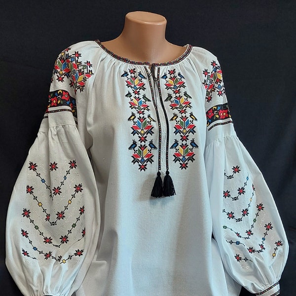 Ukrainian Linen blouse vyshyvanka/Linen Vyshyvanka/Peasant blouse/Boho Style-Kin/embroidered shirt/boho blouse/Ukrainian clothing