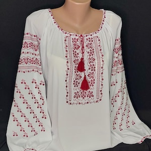 Ukrainian blouse vyshyvanka/ Ukrainian embroidery/ Peasant blouse/ embroidered shirt/ boho blouse/ Ukrainian clothing/ women’s clothing
