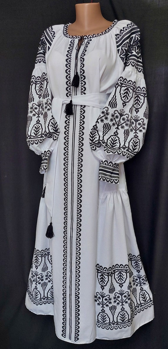 green emerald velvet dress Hand Embroidered 70s Boho Dream Dress from India, Size M main image 0