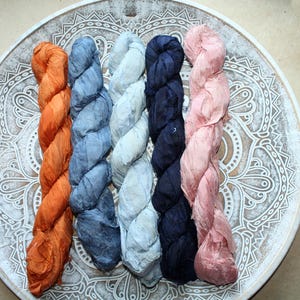 Handgefärbte Sari Silk Ribbons aus indischen Saris recycled