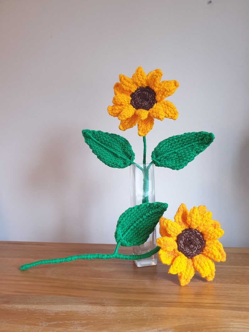 Loom Knit Sunflower pattern image 3