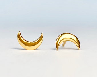 Moon Stud Earrings, Gold moon earrings, Crescent moon earrings, Moon studs, Gold studs, Lunar