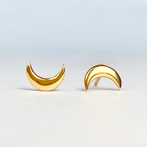 Moon Stud Earrings, Gold moon earrings, Crescent moon earrings, Moon studs, Gold studs, Lunar