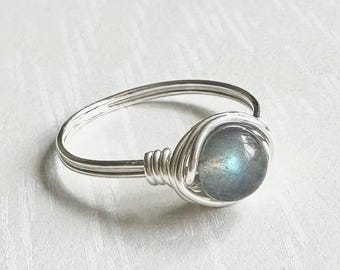 Labradorite Ring, Labradorite crystal ring, Sterling silver, Grey moonshine, Gemstone, Spiritual, Gift for her