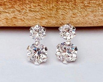 Diamond Earrings, Cubic Zirconia, Bridal Earrings, Bridal Earrings, CZ Diamonds, Sterling Silver, Diamond Studs, Teardrop, Diamond look