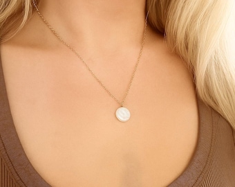 Circular Pearl Necklace, Freshwater Pearl Round Pendant Gold Chain Necklace, Minimalist, Wedding Day, Gift For Her, Bridesmaids