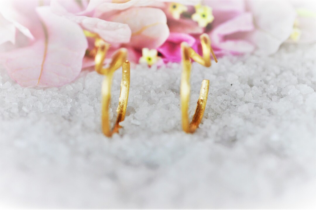 Organic Gold Earrings main image 0