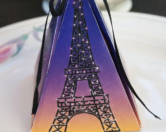 Eiffelturm Geschenkbox // Paris Geschenkbox // Französisches Thema Party Geschenk // Paris Gastgeschenk // Paris bei Nacht // Eiffelturm Lichter