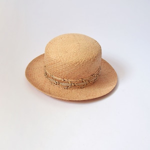 Ladies straw hat