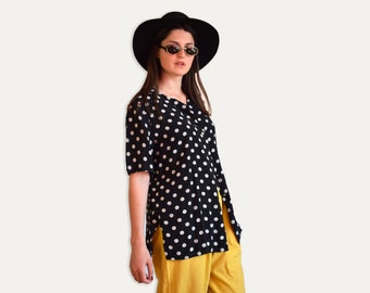 Vintage 80s blouse, polka dot blouse, black top, retro 80s top, 0s clothing, oversized blouse, loose top, summer blouse, short sleeved