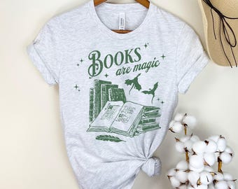 Vintage Books Are Magic Fantasy Reader Shirt Gift Romantasy Gift for Book Lovers and Librarians Bibliophiles Bookish Merch