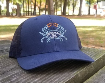 Chesapeake Bay Blue Crab Trucker Hat (navy)