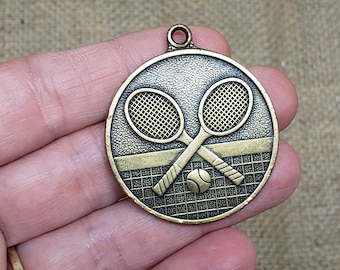 Tennis Racket, tennis lover, Keychain 1970s, Tennis Player Gift, tennis gift, Gift Bag Accessory, Tennis Charm