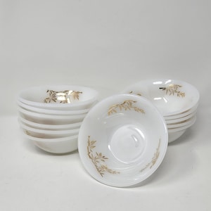 Bowls Set of 4, Milk Glass MCM Federal Glass