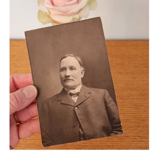 CDV Men, Vintage Men Photography, Well Dress Men Photography, Men Photo Portrait