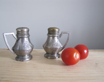 Vintage Metal salt and Pepper Shakers/ Pewter Silver Salt & Pepper/ Made in Japan/ Shabby Chic Tableware