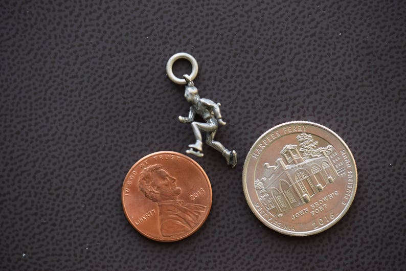 Figure Skating Pendant Male Ice Skater Vintage Free Shipping within the USA Winter Sports 925 Silver Craft Charm