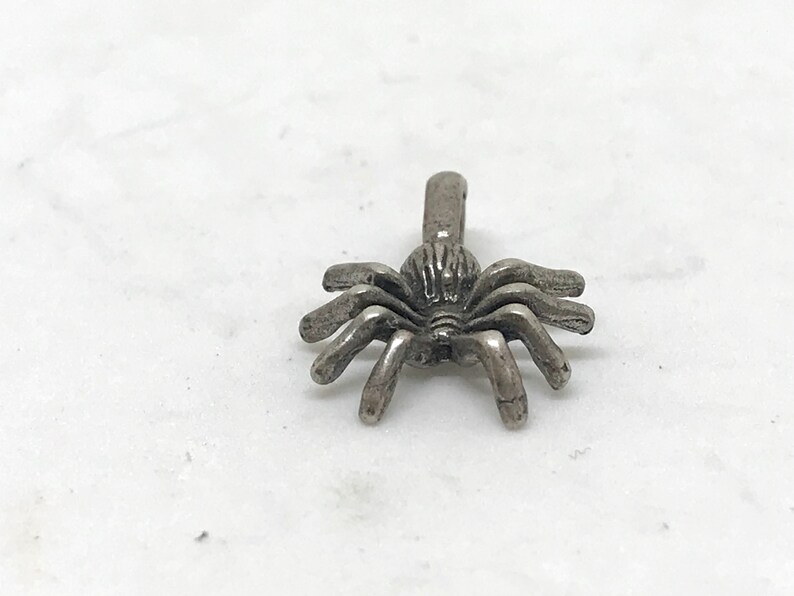 Craft Supplies Free Shipping within the USA Vintage Charm M98 Pendant Sterling Silver Spider
