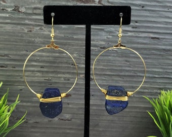 Boucles d’oreilles en lapis lazuli naturel / Boucles d’oreilles en cerceau / Boucles d’oreilles en lapis Lazuli en or / Boucles d’oreilles en lapis lazuli / Boucles d’oreilles en pierre / Boucles d’oreilles en or Hoop