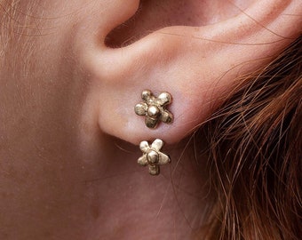 Unique double small gold floral stud earrings, Single 14k yellow gold daisy flower hand made earring, Solid gold tiny flower ear jackets 14k