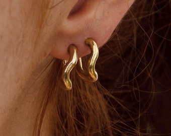 Small solid gold textured hoop earrings, Unique chunky small hoops, Hand made organic 14k gold hoops, Small silver hoops earrings hammered