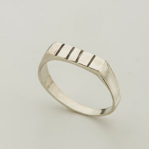 Unique hand made minimal pinky ring, 4 lines engraving ring, Unconventional signet pinky ring, 14k solid gold simple pinky ring men & women