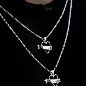 Engraved heart pendant