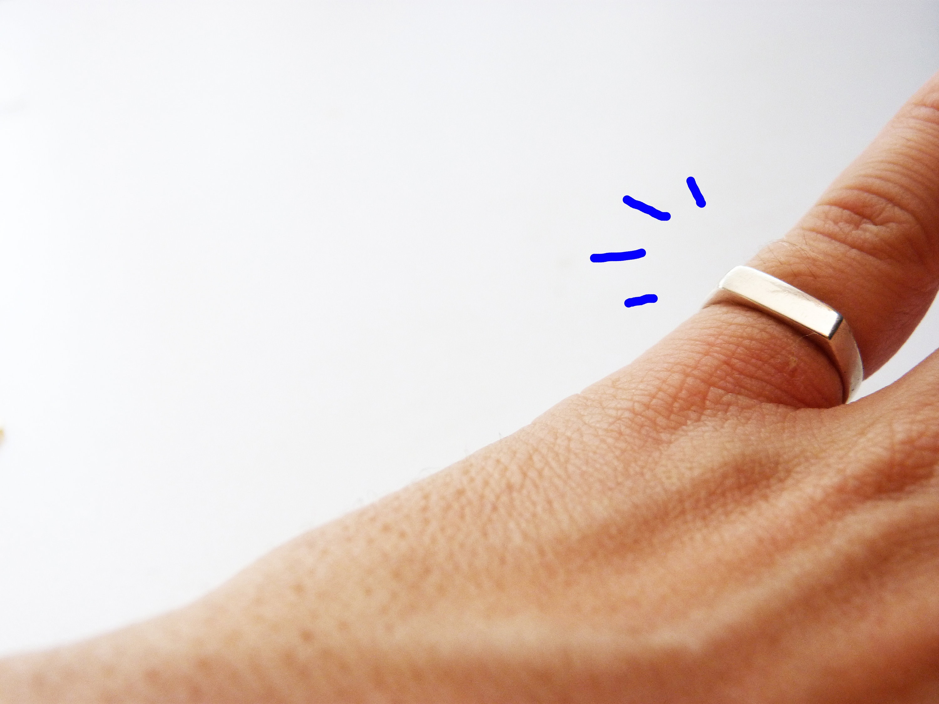 Simple pinky ring deals