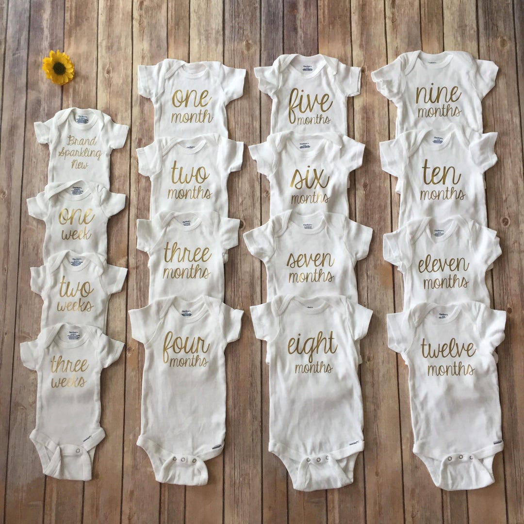 Weekly Monthly Onesies® Set || Infant Milestone Bodysuits