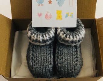 Knitted Baby Booties Gray, Congratulations on Your New Baby Gift, Pregnancy Gift, Gift for New Mom, Gray Knitted Baby Booties 0-6 Months
