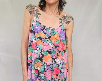 1990s Bright Floral Cotton Summer Dress – One Size Fits Up to Large